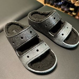 Crocs black fade to grey glitter inside lined W7